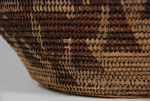 Native American California Maidu Indian Basket 